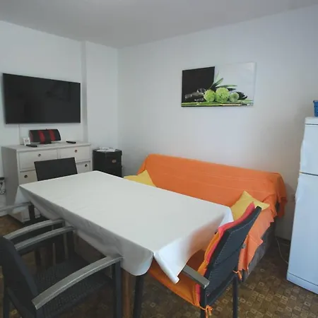 With Parking Space Njivice, Krk - 21771 Appartement