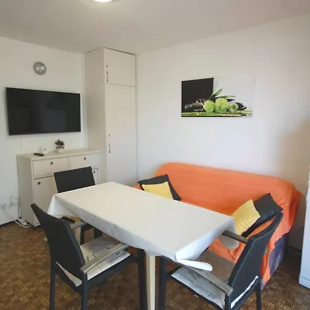 Apartment With Parking Space Njivice, Krk - 21771