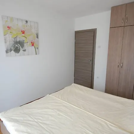 With Parking Space Njivice, Krk - 21771 Apartment